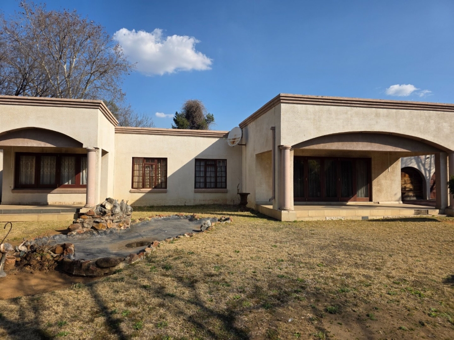 3 Bedroom Property for Sale in Vaalpark Free State